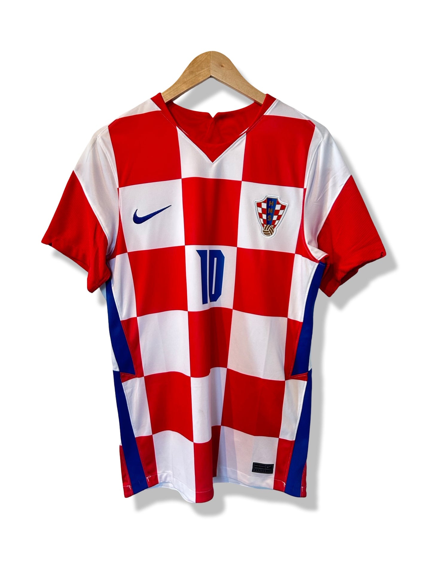 Croatia 2020-21 Home Shirt - Modric #10 - S