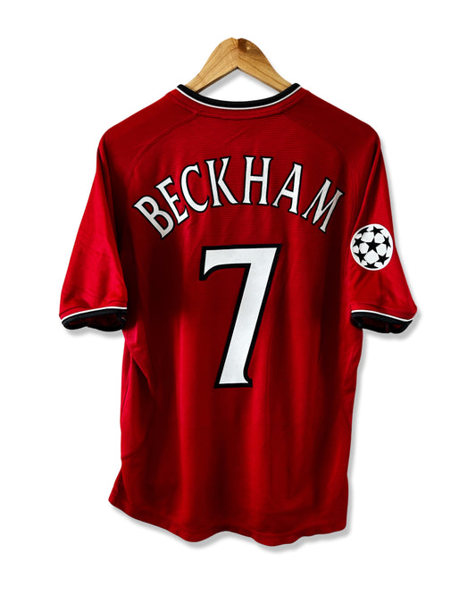 Manchester United 2001-02 Home Shirt, #7 David Beckham - M