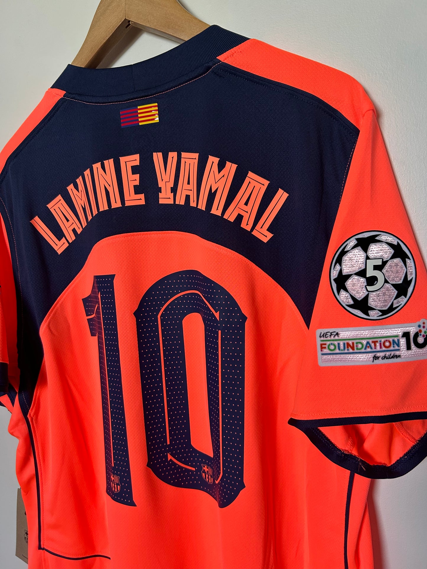 Barcelona 2025-26 Third Shirt BNWT - Yamal #10 - XL