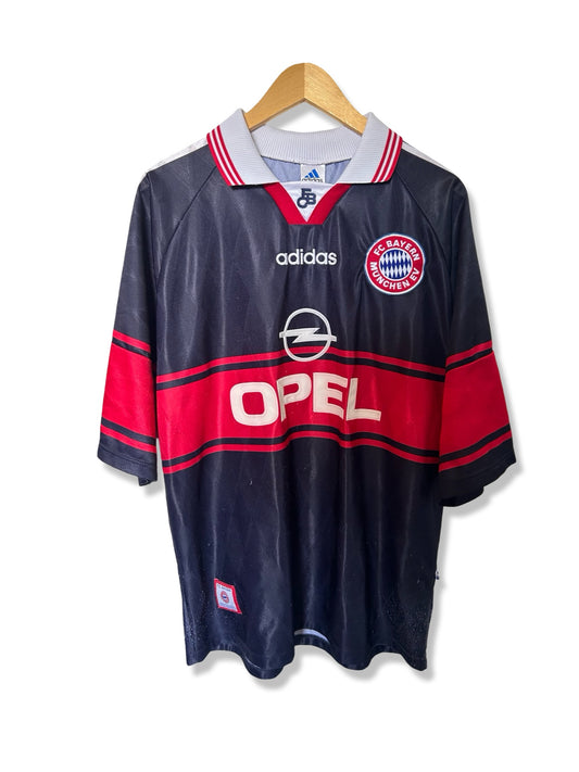 Bayern Munich 1997-99 Home Shirt - L