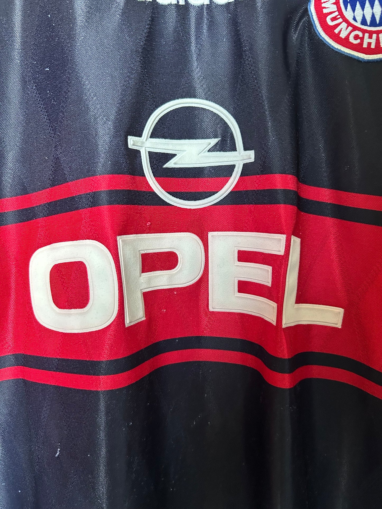 Bayern Munich 1997-99 Home Shirt - L