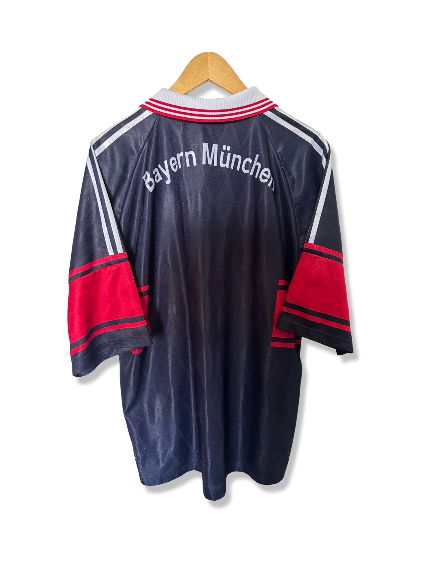 Bayern Munich 1997-99 Home Shirt - L