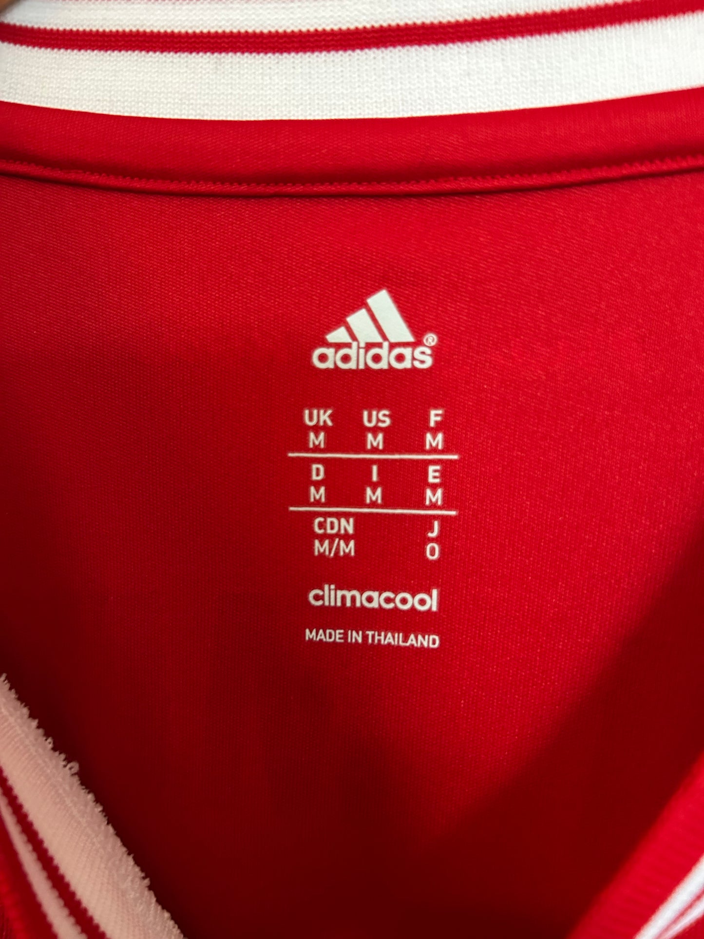 Bayern Munich 2013-14 Home Shirt - Robben #10 - M