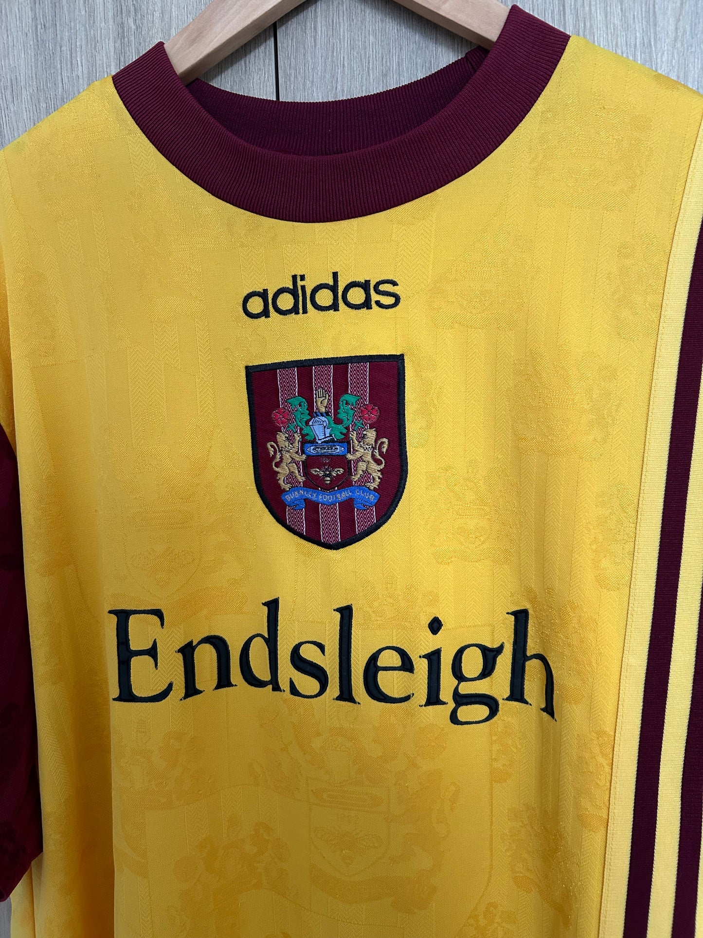 Burnley 1996-97 Away Shirt - L