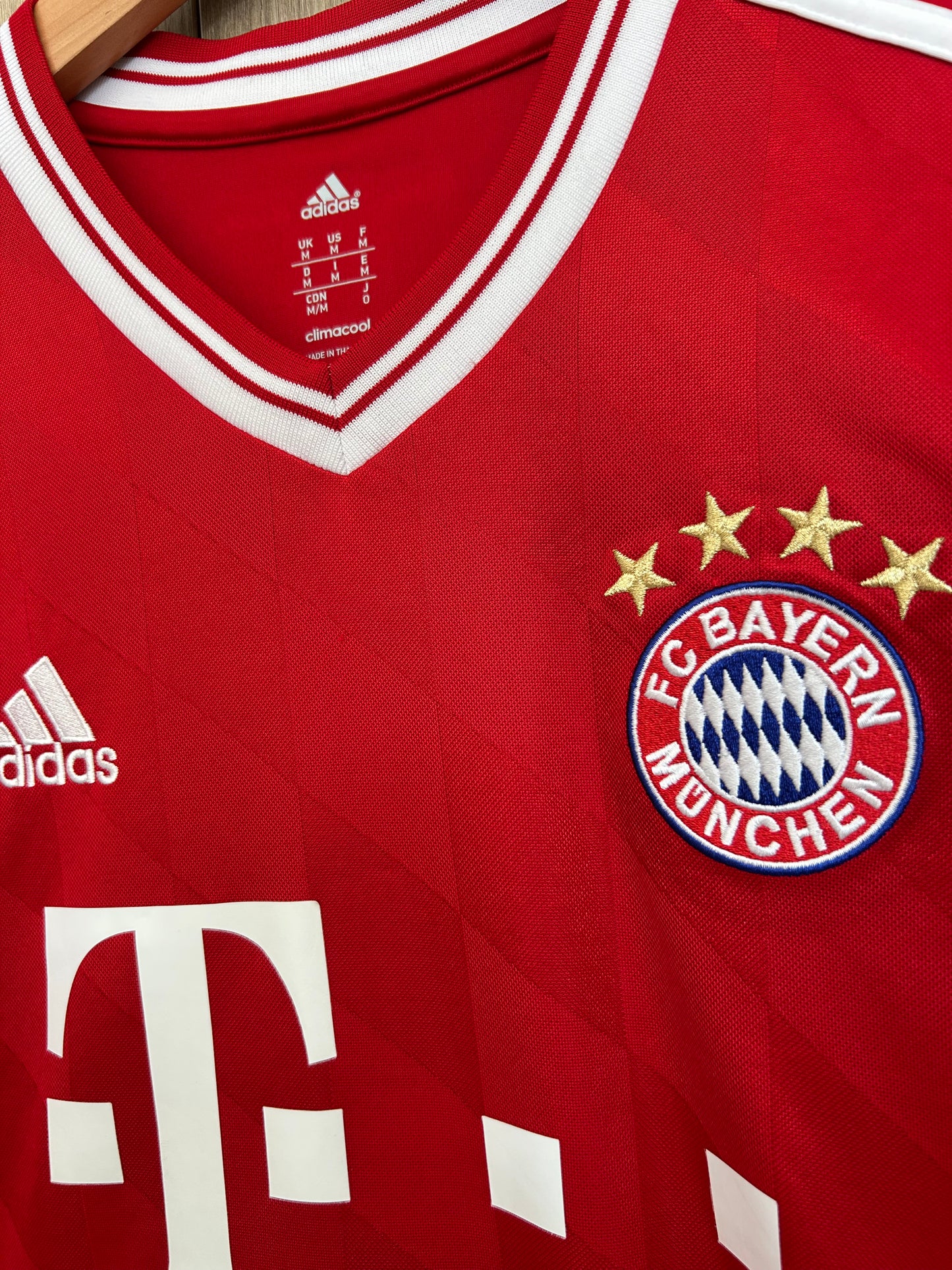 Bayern Munich 2013-14 Home Shirt - Robben #10 - M