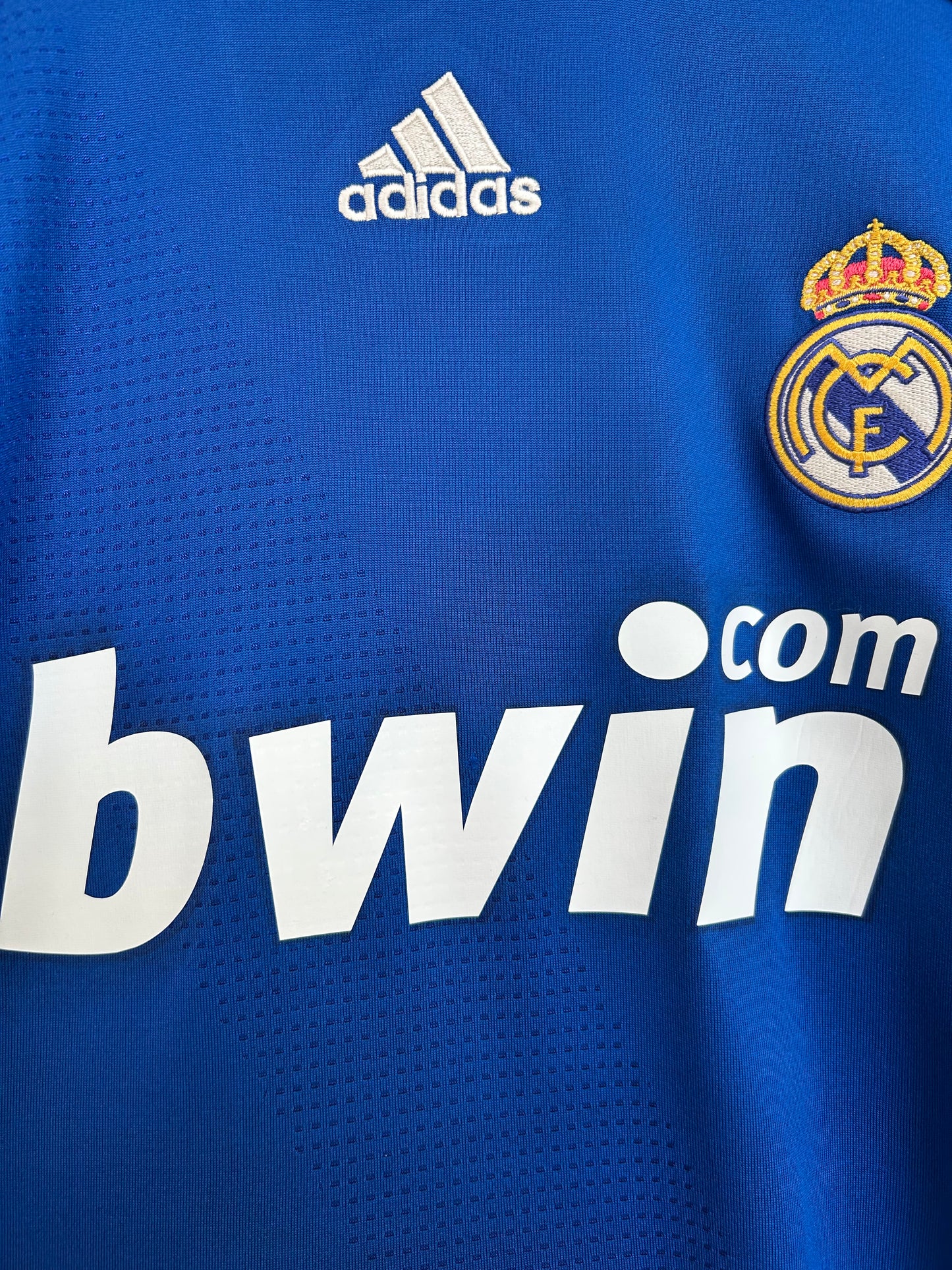 Real Madrid 2008-09 Away Shirt - V. Nistelrooy #17 - XL