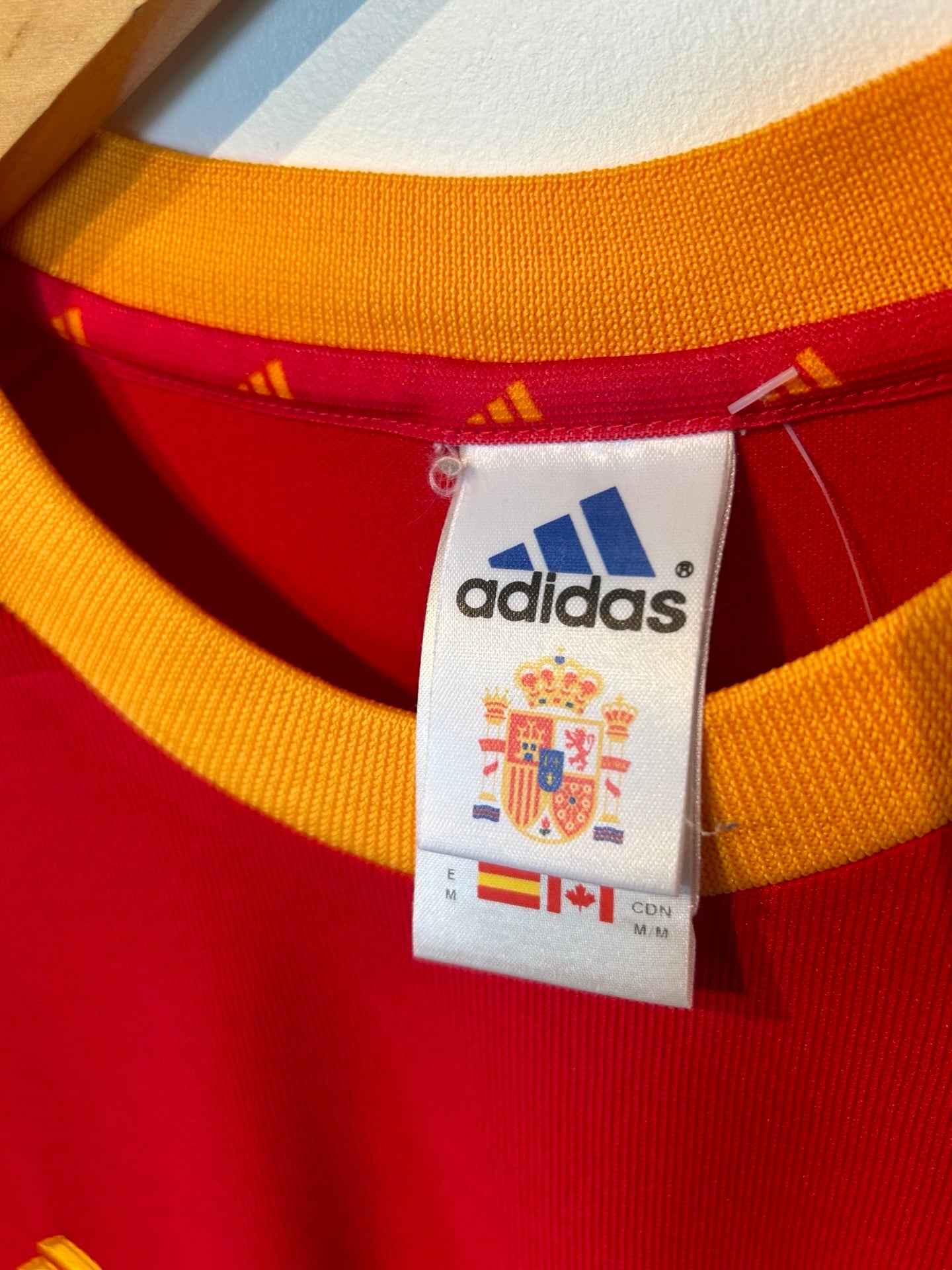 Spain 2002-04 Home Shirt, Raul #7 - M